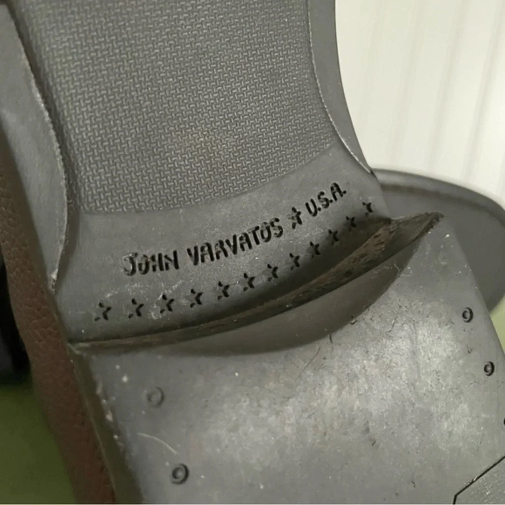 John Varvatos Classic 3-Eyelet Low Boots/Oxfords in Brown Leather